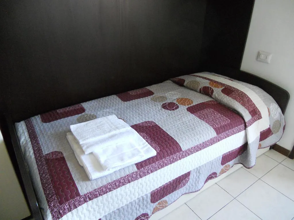 Residence Puccini Sesto San Giovanni 2*,  Italia